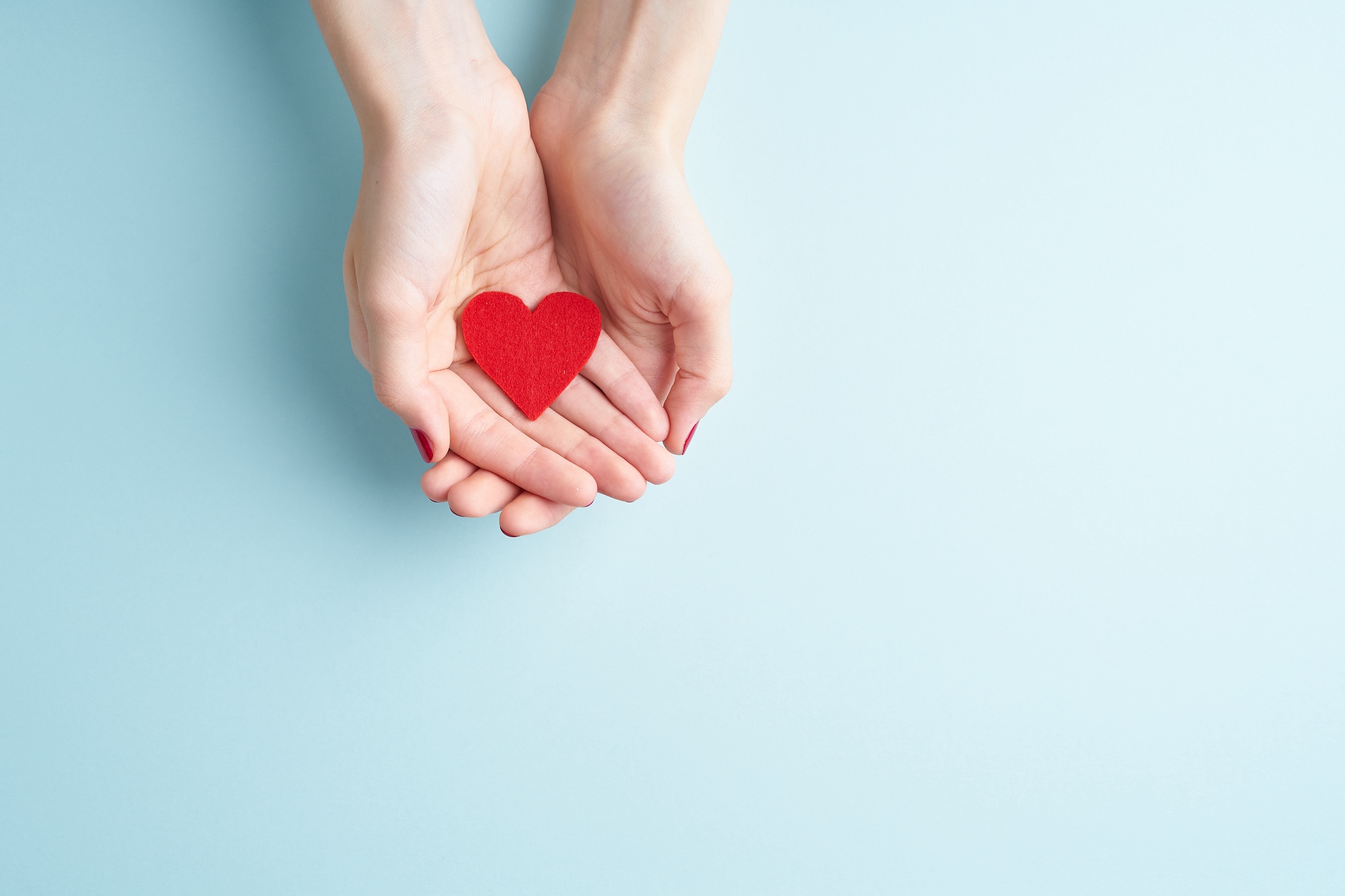 Symbolic photo of helping hands for recovery from addiction